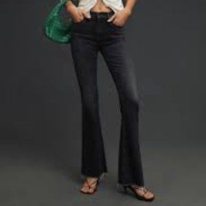 NWT Anthropologie Mother The Weekender Fray Jeans Size 31 Retail $248